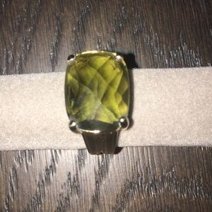 Lia Sophia green stone cocktail ring gold size 10